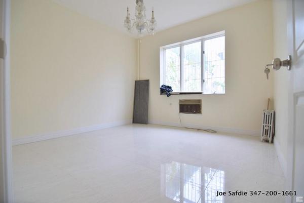 3 bedrooms apartment for rent in Gravesend / Bath Beach - Brooklyn, New York