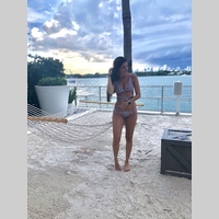 Looking for a roommate in Miami Dade, Miami Beach, Miami, Broward County - Miami