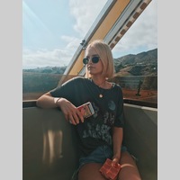 Looking for a roommate in Central Los Angeles, San Fernando Valley, Westside / South Bay - Los Angeles