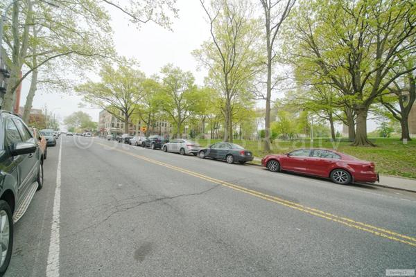 2 bedrooms apartment for rent in Astoria - Queens, New York