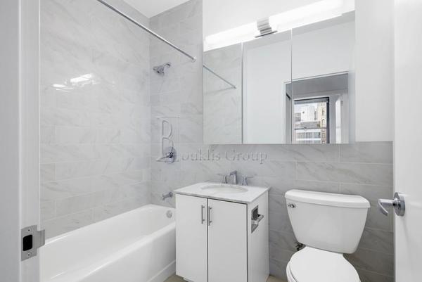 2 bedrooms apartment for rent in Financial District - Manhattan, New York