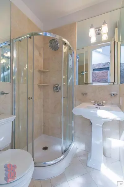 3 bedrooms apartment for rent in Lower East Side - Manhattan, New York