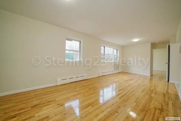 2 bedrooms apartment for rent in Astoria - Queens, New York