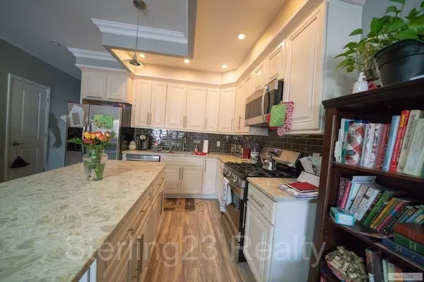 3 bedrooms apartment for rent in Astoria - Queens, New York
