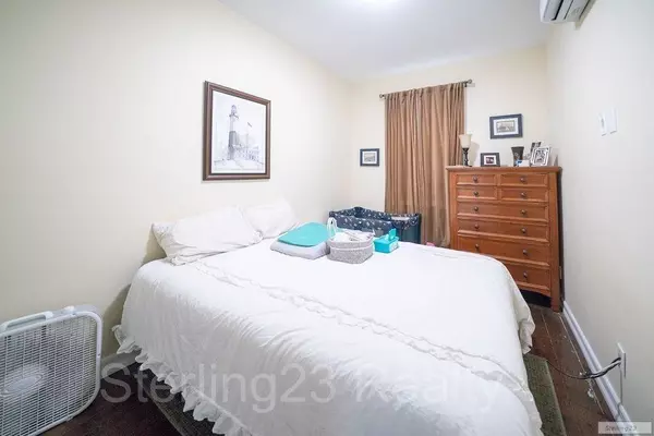 3 bedrooms apartment for rent in Astoria - Queens, New York