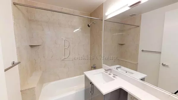 3 bedrooms apartment for rent in Financial District - Manhattan, New York