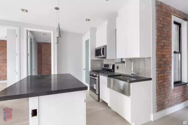 4 bedrooms apartment for rent in Lower East Side - Manhattan, New York