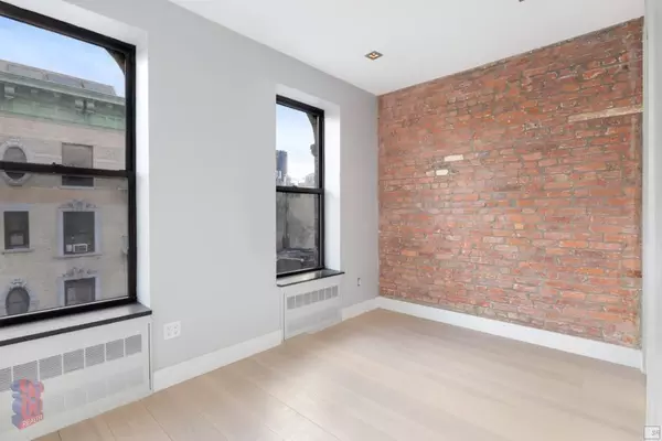 4 bedrooms apartment for rent in Lower East Side - Manhattan, New York