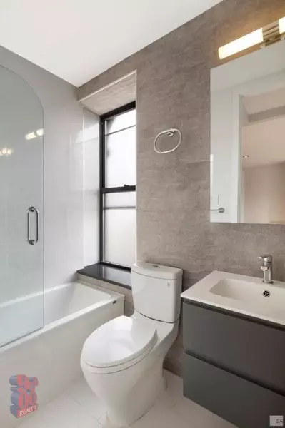 4 bedrooms apartment for rent in Lower East Side - Manhattan, New York