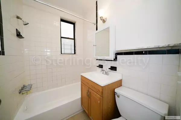 2 bedrooms apartment for rent in Astoria - Queens, New York