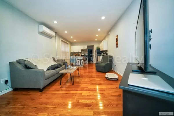 2 bedrooms apartment for rent in Astoria - Queens, New York