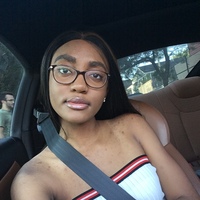 Looking for a roommate in Central Los Angeles, San Fernando Valley - Los Angeles