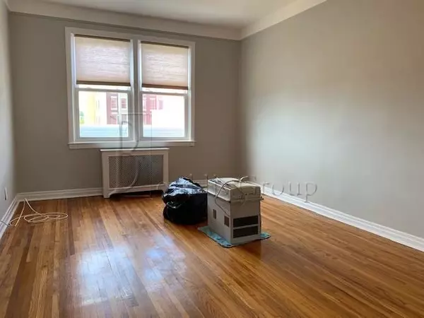 2 bedrooms apartment for rent in Astoria - Queens, New York