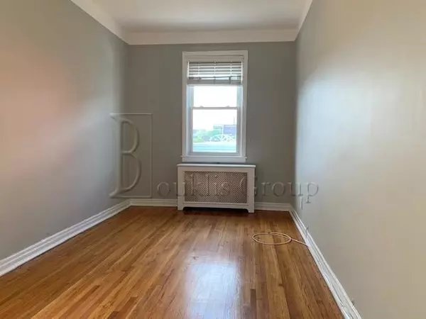 2 bedrooms apartment for rent in Astoria - Queens, New York