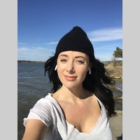 Looking for a roommate in East Bay, San Francisco - San Francisco