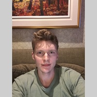 Looking for a roommate in San Fernando Valley, Westside / South Bay - Los Angeles