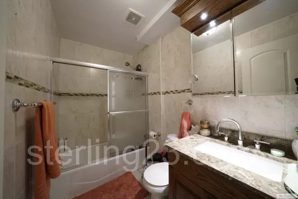 2 bedrooms apartment for rent in Astoria - Queens, New York