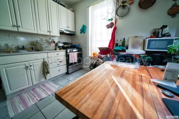 2 bedrooms apartment for rent in Astoria - Queens, New York