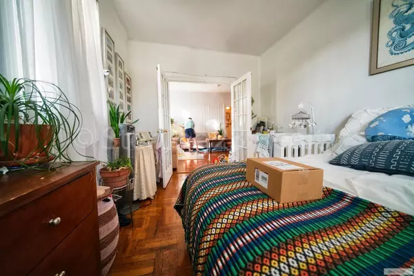 2 bedrooms apartment for rent in Astoria - Queens, New York