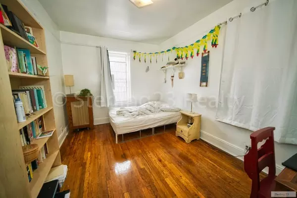 3 bedrooms apartment for rent in Astoria - Queens, New York