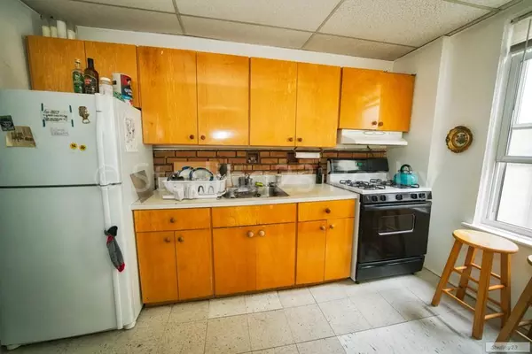 3 bedrooms apartment for rent in Astoria - Queens, New York