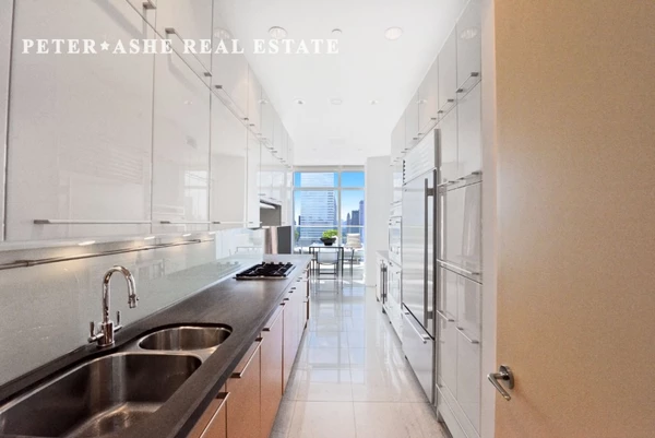 3 bedrooms apartment for rent in Midtown East - Manhattan, New York