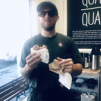 Looking for a roommate in Orange County, The Harbor - Los Angeles