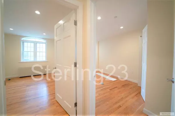 2 bedrooms apartment for rent in Astoria - Queens, New York