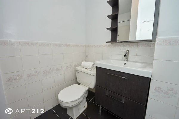 Coliving in East Village - Manhattan, New York