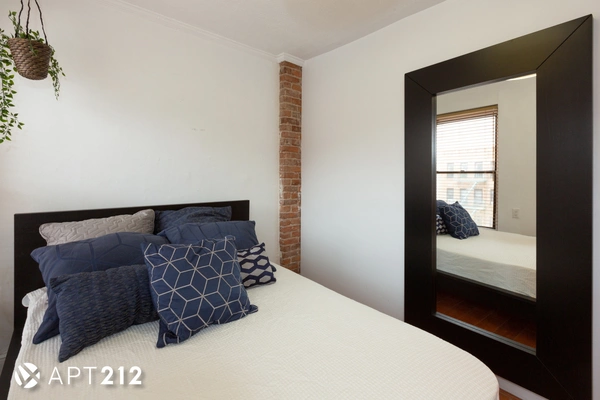 Coliving in East Village - Manhattan, New York