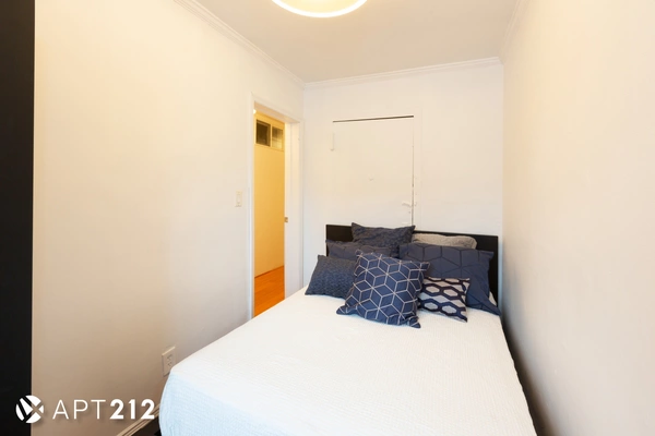 Coliving in East Village - Manhattan, New York