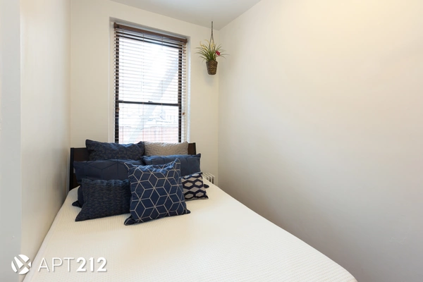Coliving in East Village - Manhattan, New York