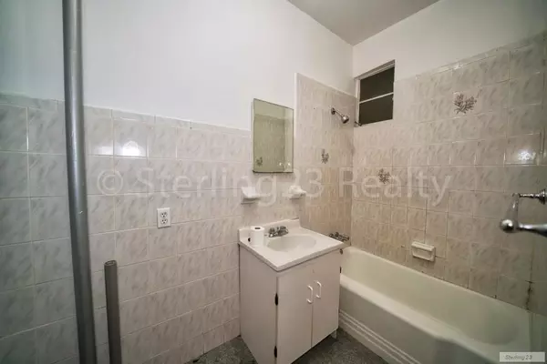 2 bedrooms apartment for rent in Astoria - Queens, New York