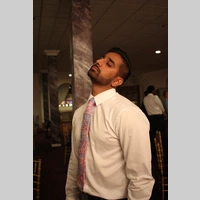 Looking for a roommate in Metro Area, Somerville - Boston