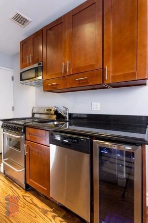 2 bedrooms apartment for rent in Lower East Side - Manhattan, New York