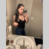 Looking for a roommate