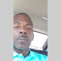 Looking for a roommate in Se Dallas, Sw Dallas - Dallas