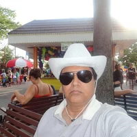 Looking for a roommate