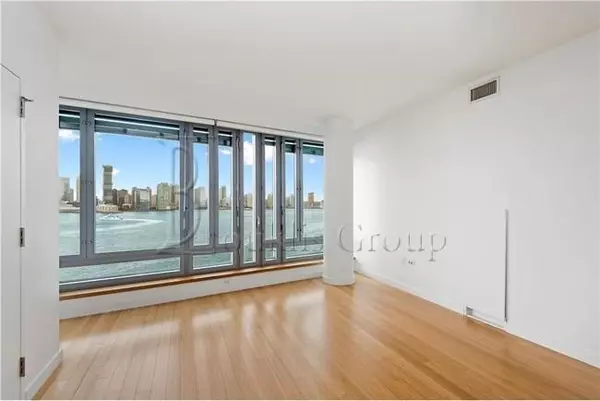 2 bedrooms apartment for rent in Battery Park - Manhattan, New York