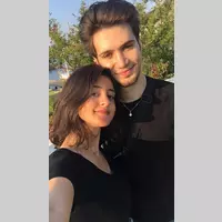 Looking for a roommate