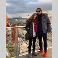 Looking for a roommate