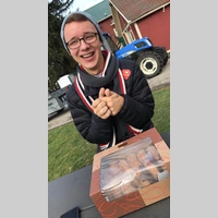 Looking for a roommate