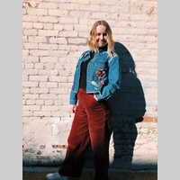 Looking for a roommate