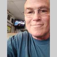 Looking for a roommate in Forth Worth - Dallas