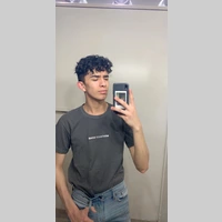 Looking for a roommate in Northwest Side, North Side, Central - Chicago