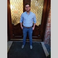 Looking for a roommate in Broward County - Miami