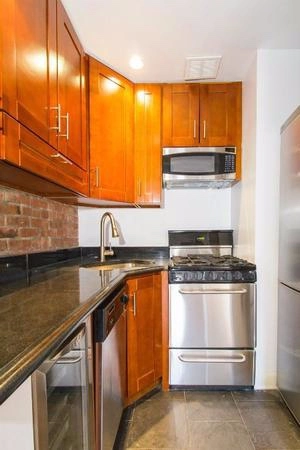 3 bedrooms apartment for rent in East Village - Manhattan, New York