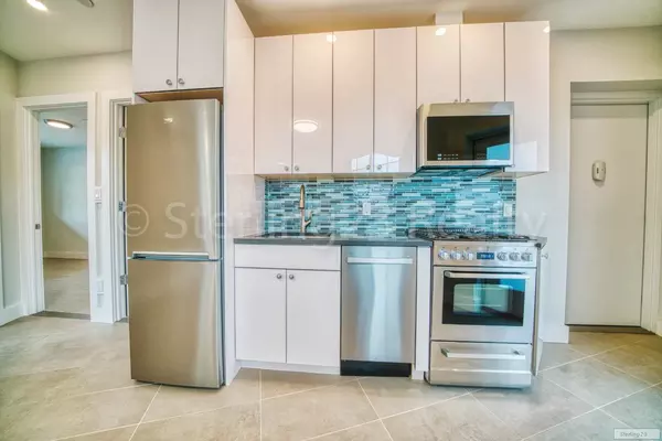 2 bedrooms apartment for rent in Astoria - Queens, New York
