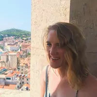 Looking for a roommate