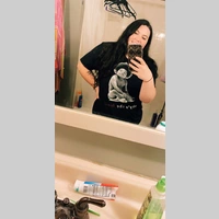 Looking for a roommate in Central Los Angeles, The Verdugos, Southeast, San Fernando Valley, Westside / South Bay - Los Angeles